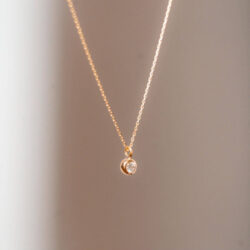 Collar solitario circonita de oro 18k
