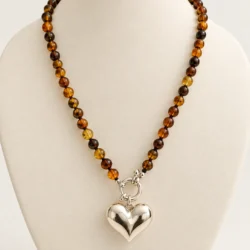 Collar de Ambar con Cierre Marinero y Dije de Corazón Plata 925